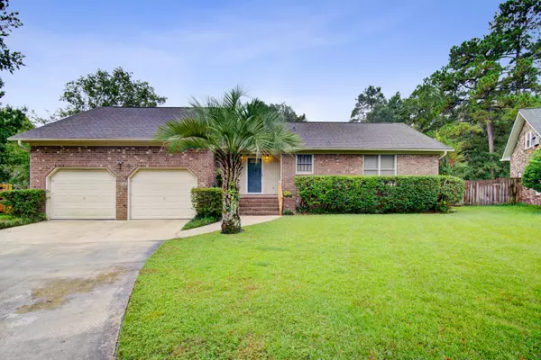 907 Larch Pines Ct, Ladson, SC 29456