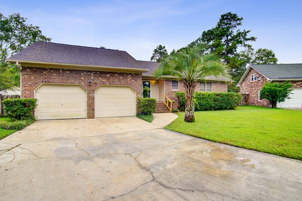 Ladson, SC 29456,907 Larch Pines Ct