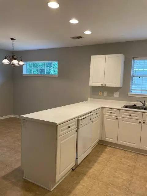 Mount Pleasant, SC 29466,2220 Kings Gate Ln