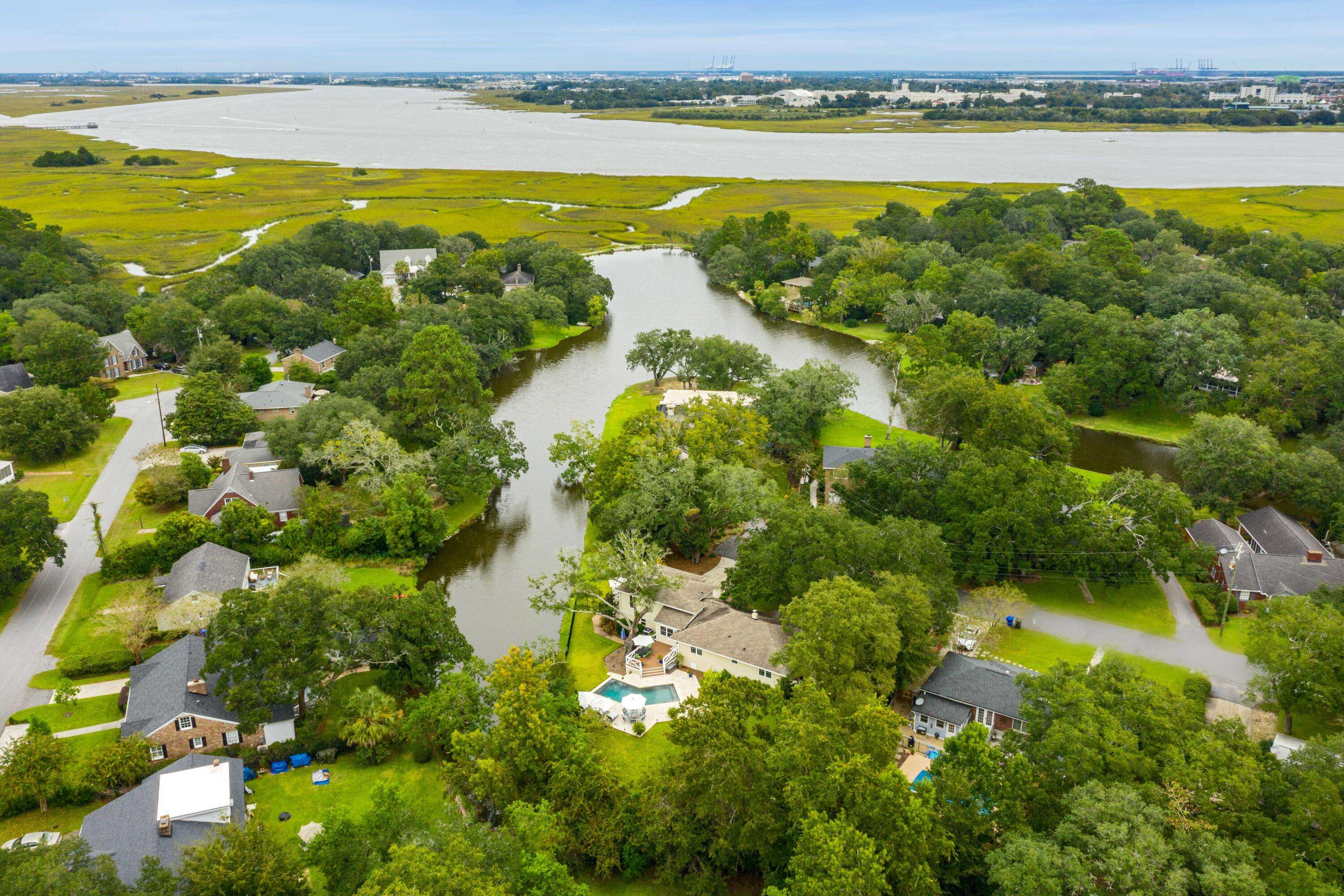729 N Godfrey Park Pl, Charleston, SC 29407