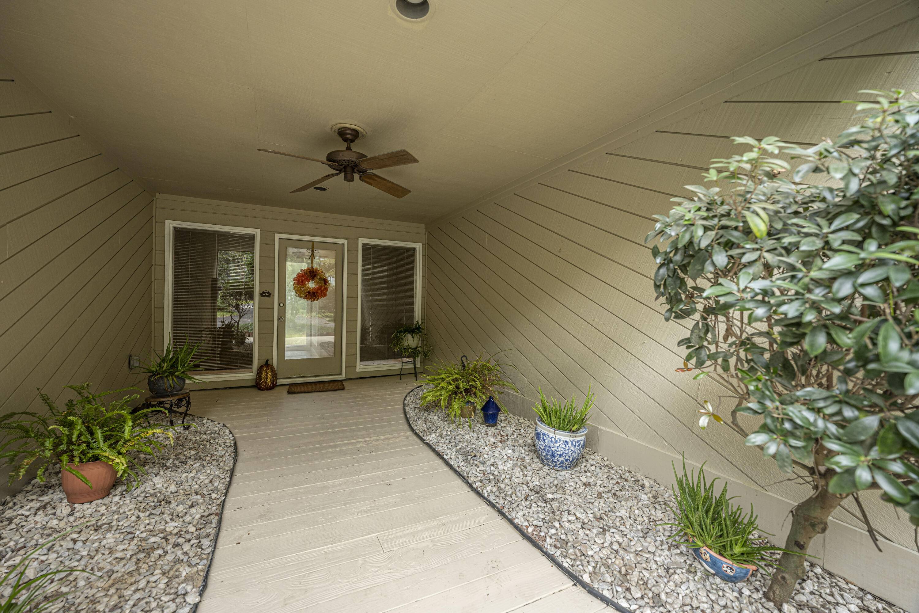 Charleston, SC 29407,31 Arabian Dr