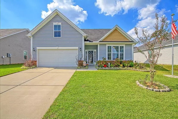 7831 Expedition Dr, North Charleston, SC 29420