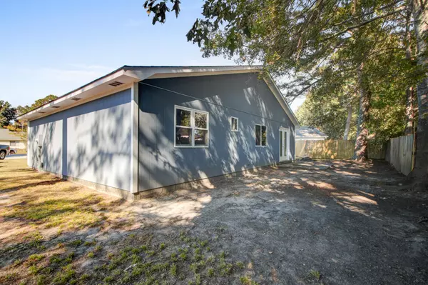 Goose Creek, SC 29445,1836 Sundancer Ln