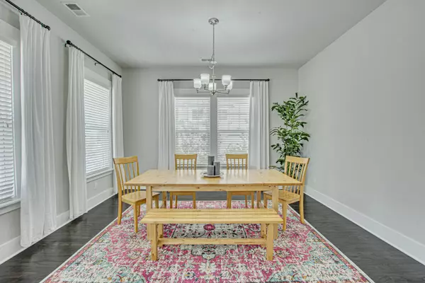 Summerville, SC 29483,200 Julian Hamlet Dr