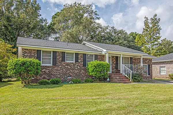 113 Cornell Dr, Ladson, SC 29456