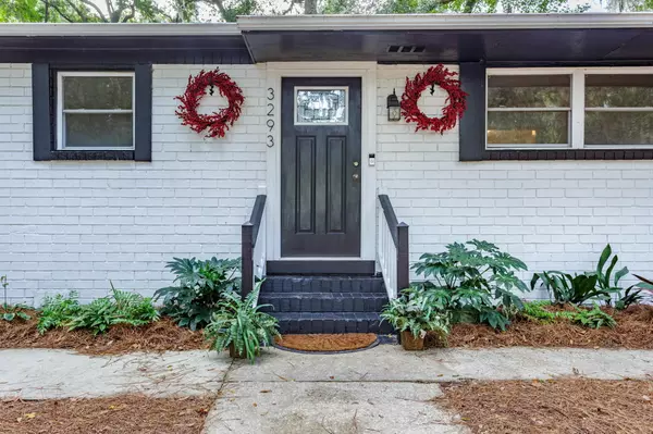 Johns Island, SC 29455,3293 River Rd