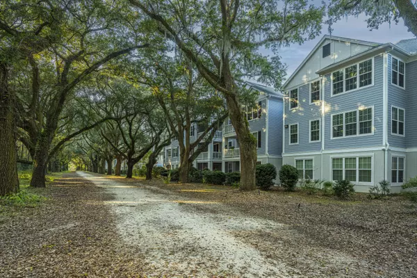 60 Fenwick Hall Aly #136, Johns Island, SC 29455