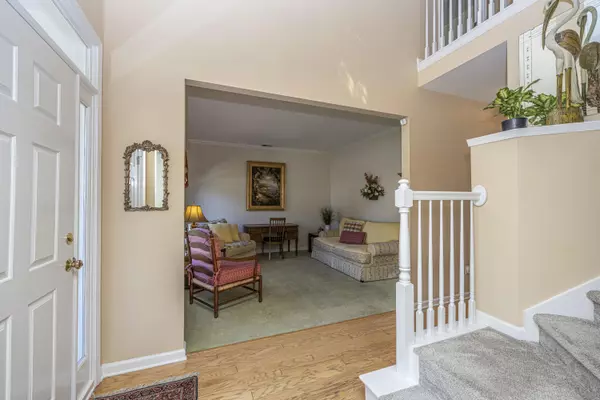 Mount Pleasant, SC 29466,2851 Colonnade Dr