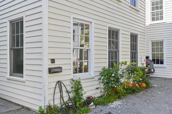 Charleston, SC 29403,9 Bogard St #7 (G)