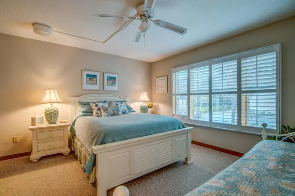 Isle Of Palms, SC 29451,10 Seagrove Ln #B/Share 3