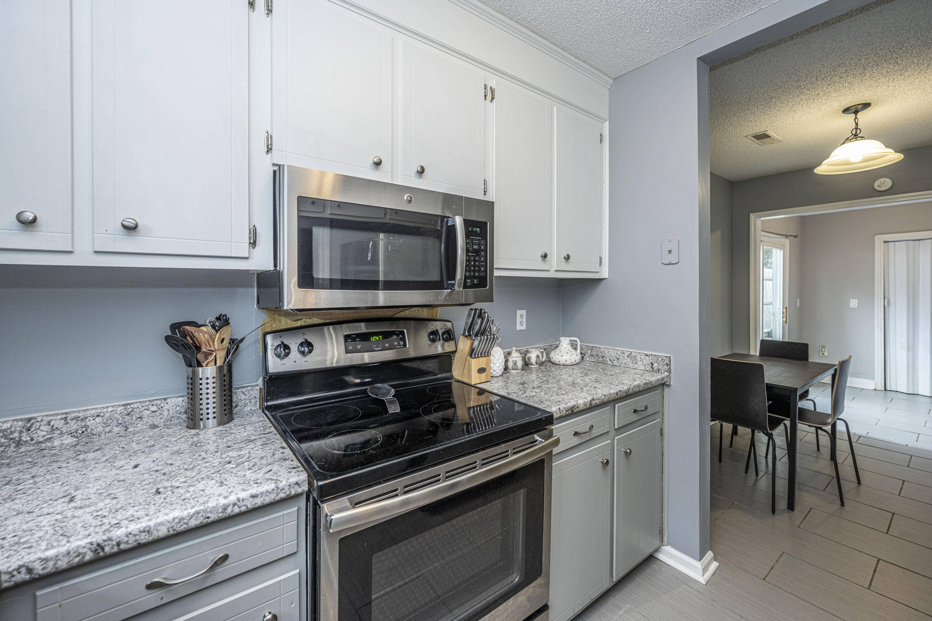 Ladson, SC 29456,228 Miami St #A