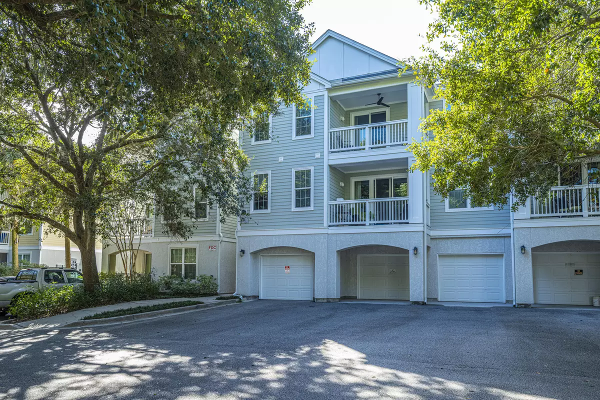 Johns Island, SC 29455,60 Fenwick Hall Aly #315