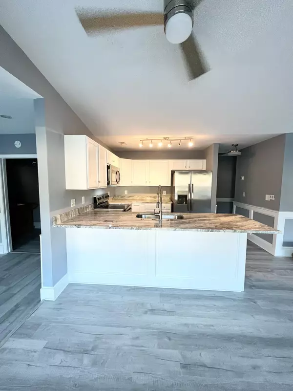 Ladson, SC 29456,9532 One Notch Rd