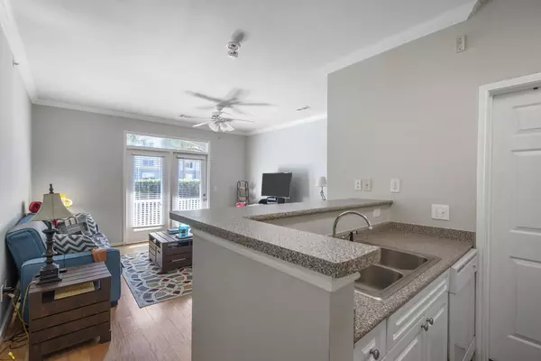 Charleston, SC 29492,130 River Landing Dr #7106