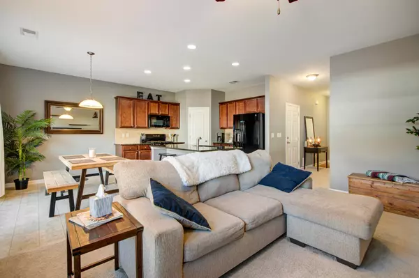 Ladson, SC 29456,3819 Sourwood Ct