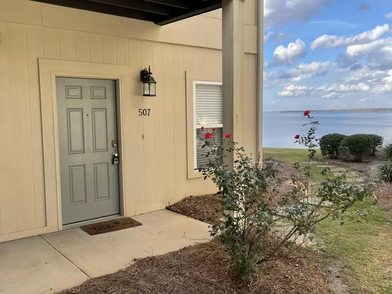 507 Ballard Ln, Santee, SC 29142