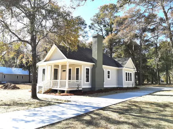 1796 Gordon Rd,  Summerton,  SC 29148
