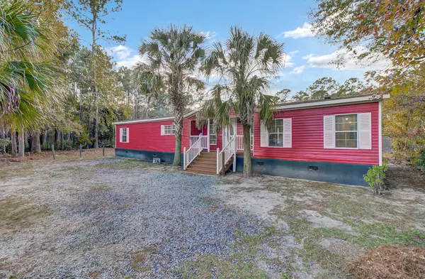 Summerville, SC 29483,416 W Fisher Rd