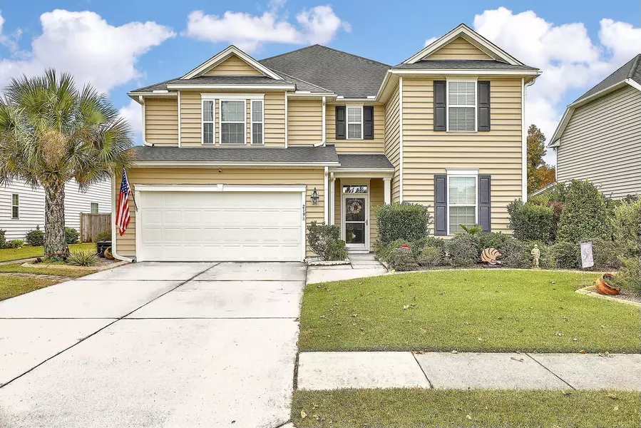 219 Berwick Dr, Summerville, SC 29483