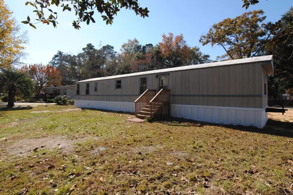 Bonneau, SC 29431,302 Dubois St