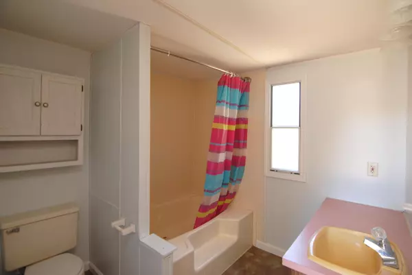 Bonneau, SC 29431,302 Dubois St