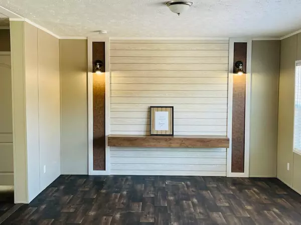 Cottageville, SC 29435,54 Wesley Grove Rd