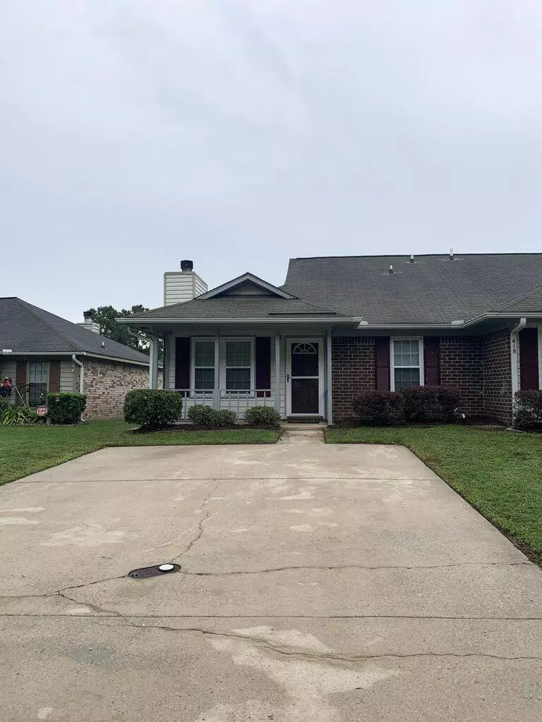 Ladson, SC 29456,418 Miami St #A