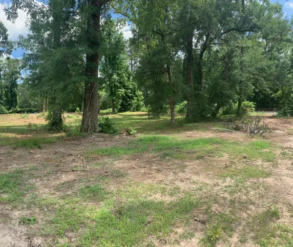 Ravenel, SC 29470,6488 Hyde Park Rd