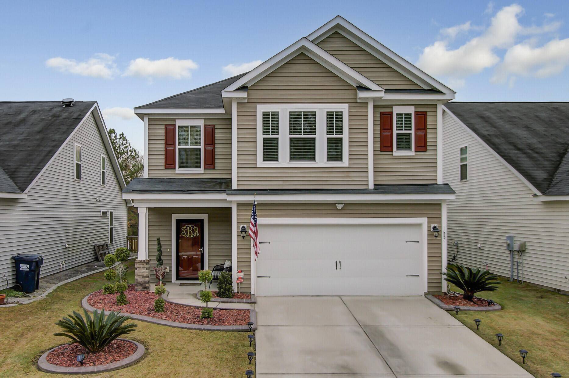 1687 Eider Down Dr, Summerville, SC 29483