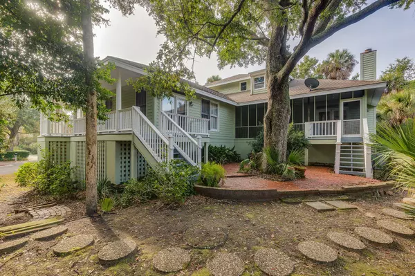 Isle Of Palms, SC 29451,28 Hidden Green Ln