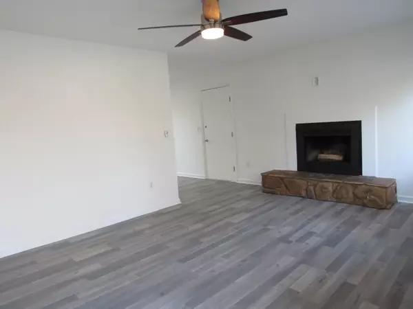 Summerville, SC 29485,168 Braly Dr