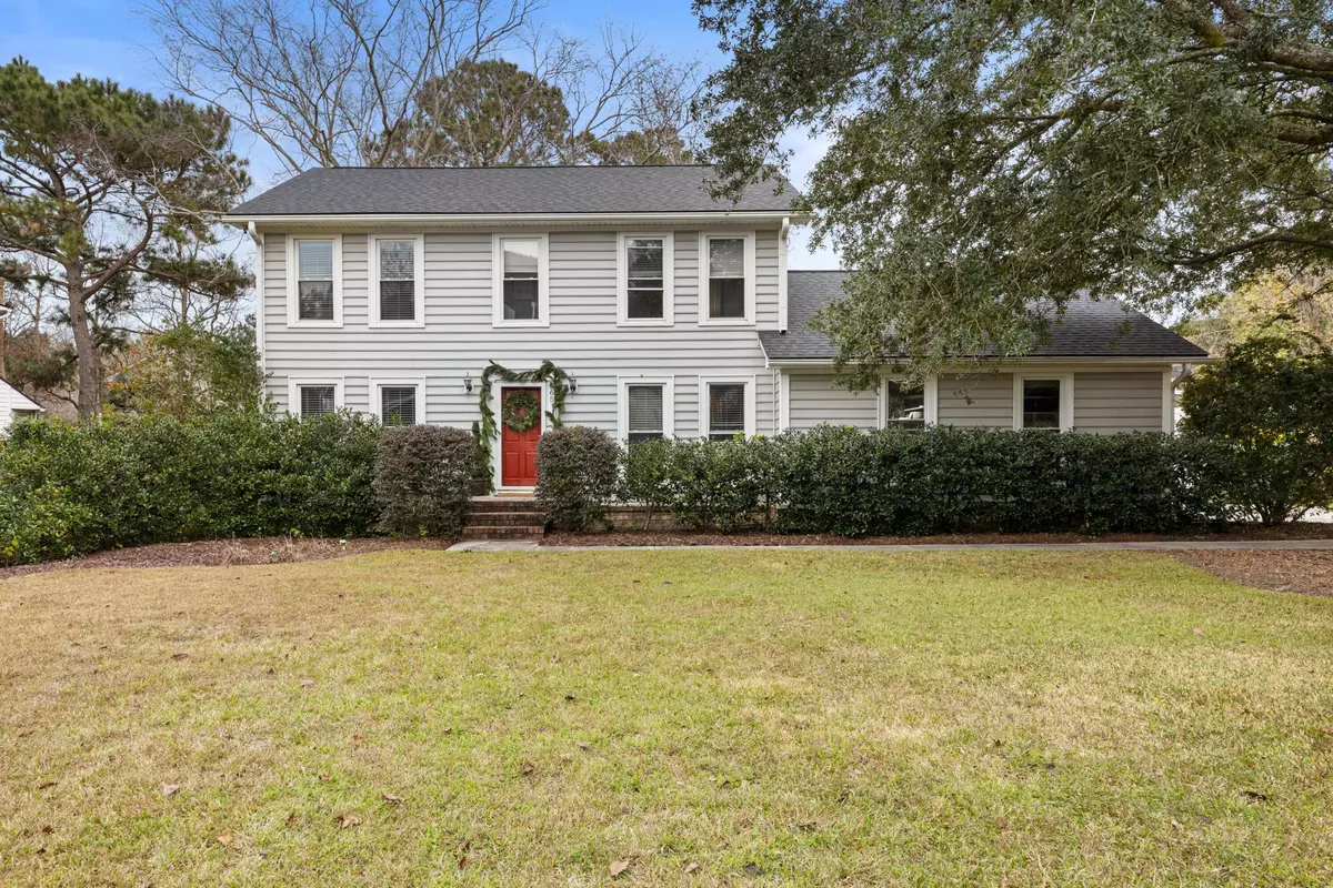 Mount Pleasant, SC 29464,965 Law Ln