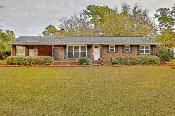 114 Reynolds Rd, Summerville, SC 29483