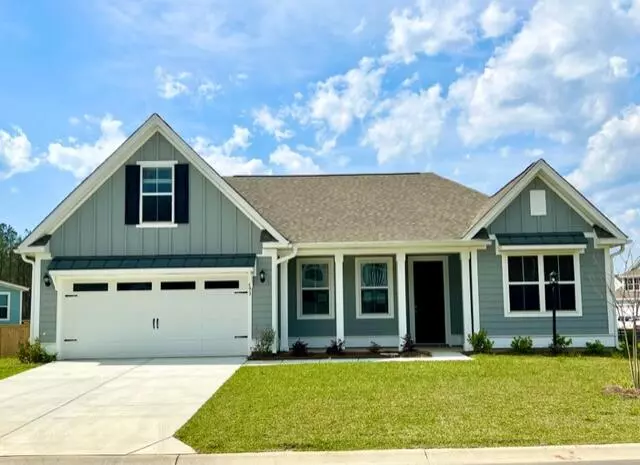 693 Black Pine Rd, Moncks Corner, SC 29461