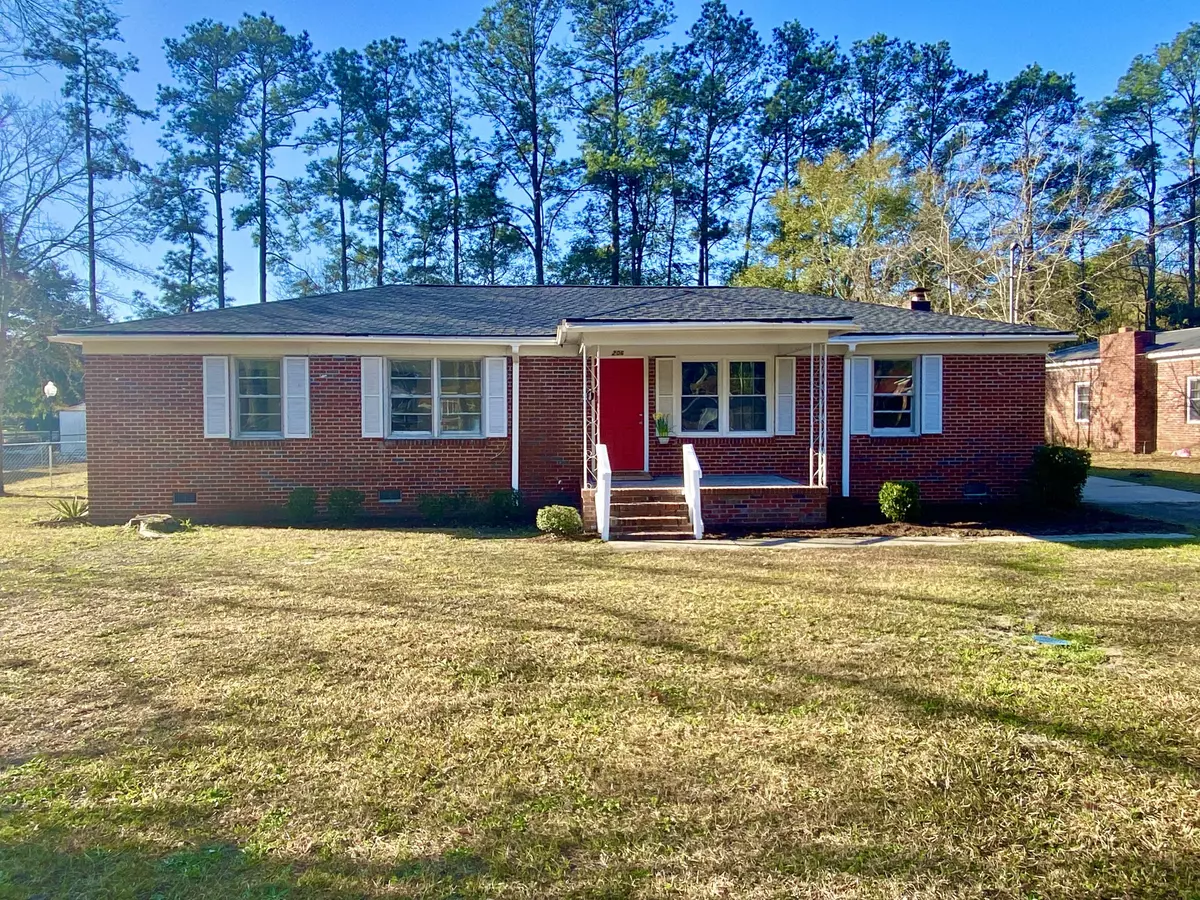 Walterboro, SC 29488,206 Bailey St