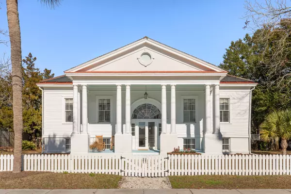 1714 Middle St, Sullivans Island, SC 29482