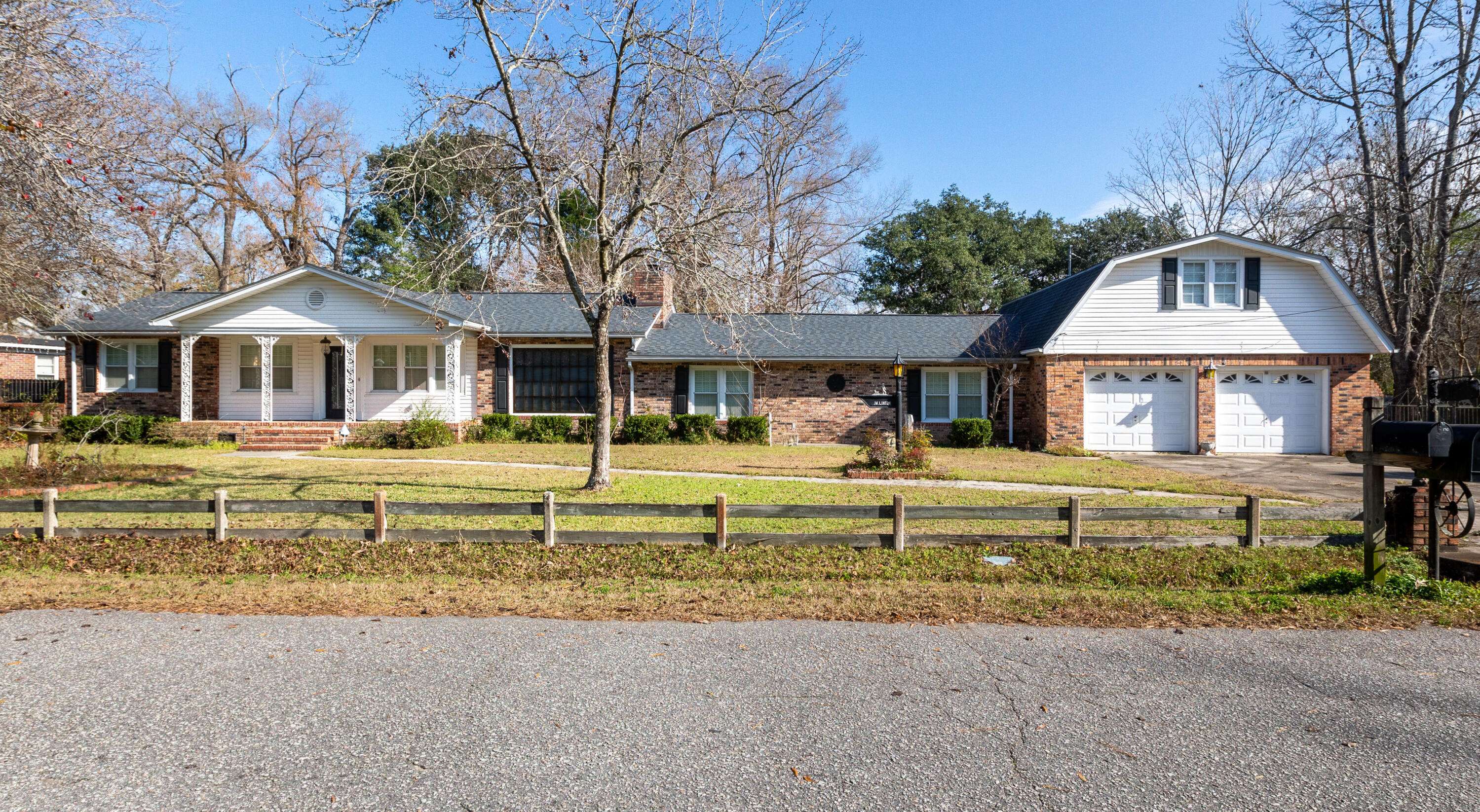 129 Cannon Ave, Goose Creek, SC 29445
