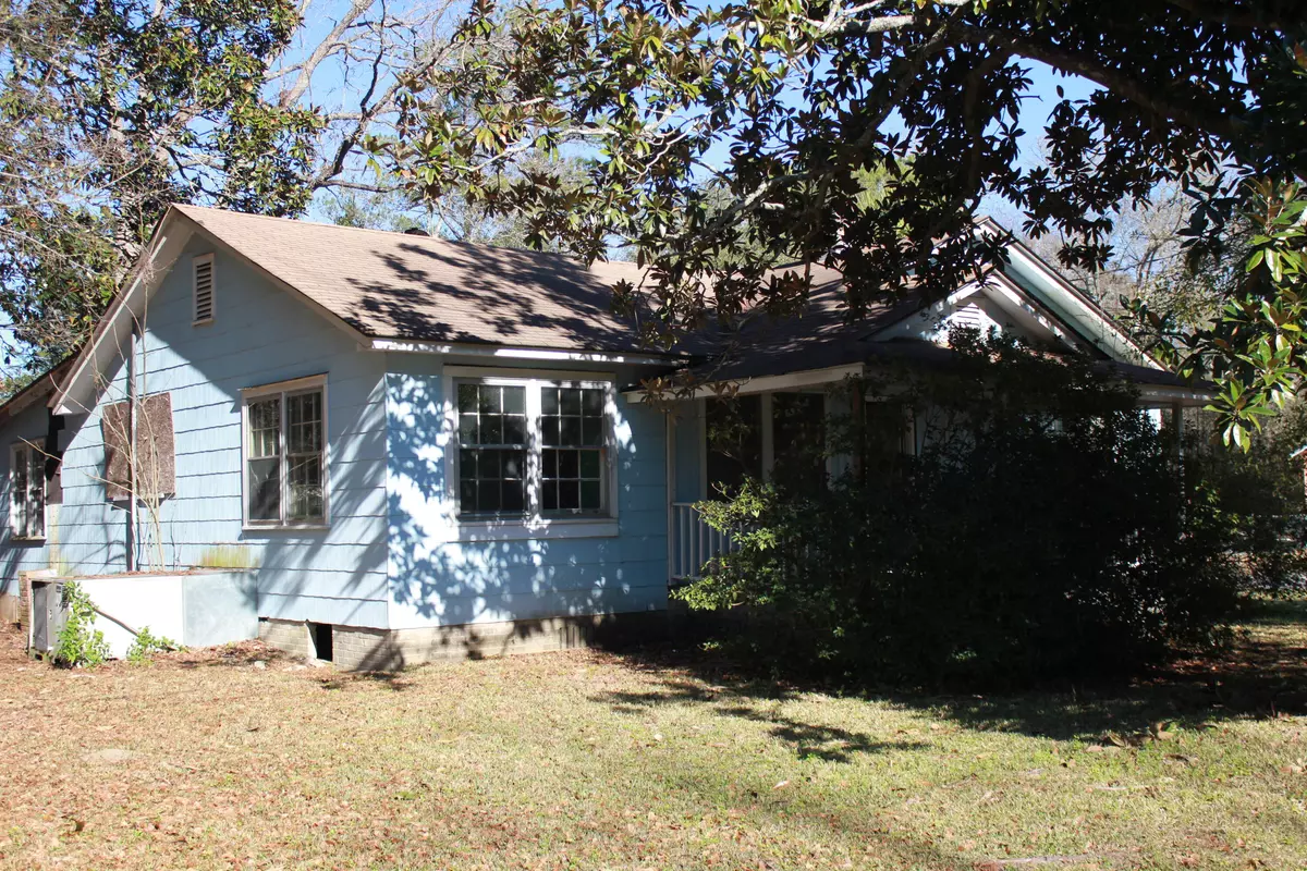 Walterboro, SC 29488,223 Hayden St