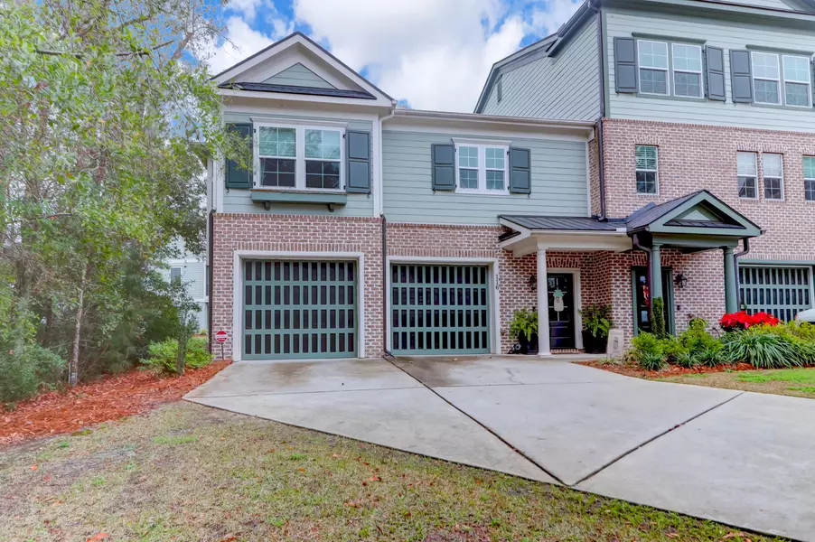 116 Slipper Shell Ct, Mount Pleasant, SC 29464