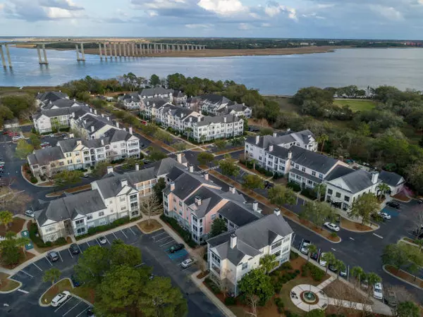 Charleston, SC 29492,130 River Landing Dr #11100