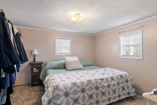 Eutawville, SC 29048,216 Ash Hill Dr