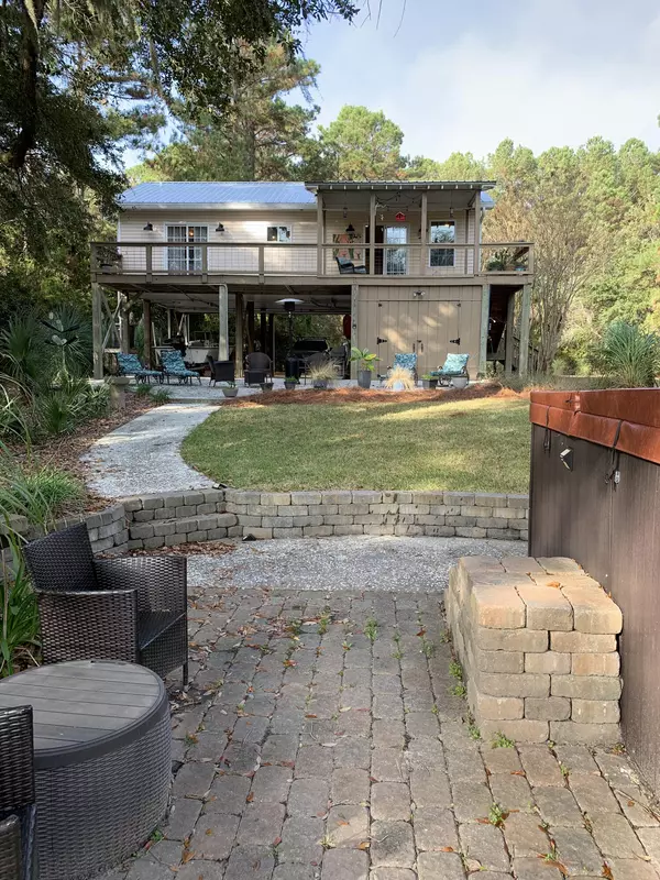 Edisto Island, SC 29438,8525 Middleton Point Ln