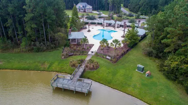 1136 Plantation Overlook Dr, Moncks Corner, SC 29461