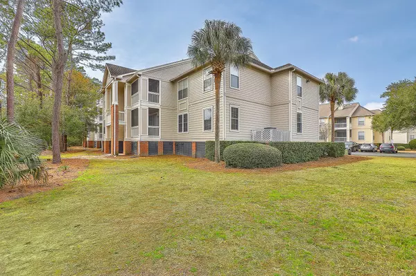 1600 Long Grove Dr #714, Mount Pleasant, SC 29464