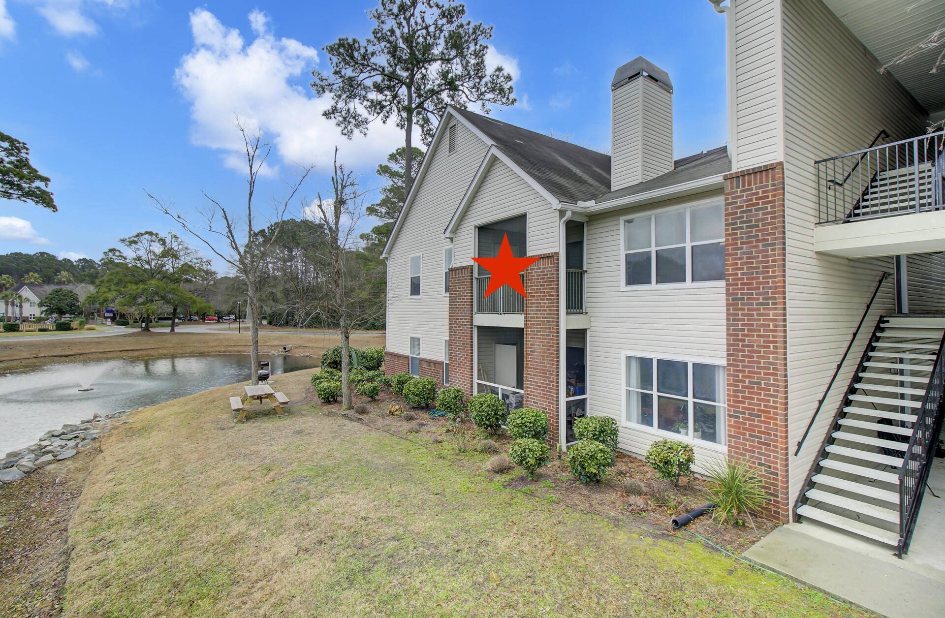 Mount Pleasant, SC 29466,2011 N Hwy 17 #2100r