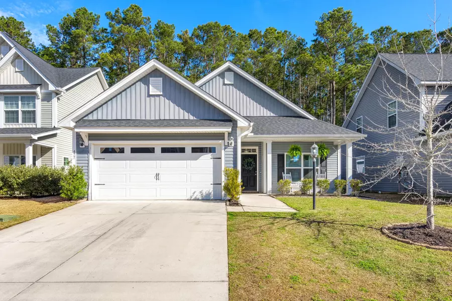 477 Foxbank Plantation Blvd, Moncks Corner, SC 29461