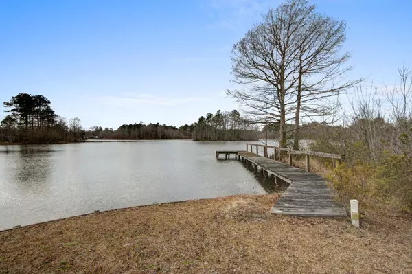 Eutawville, SC 29048,316 Fountain Lake Dr