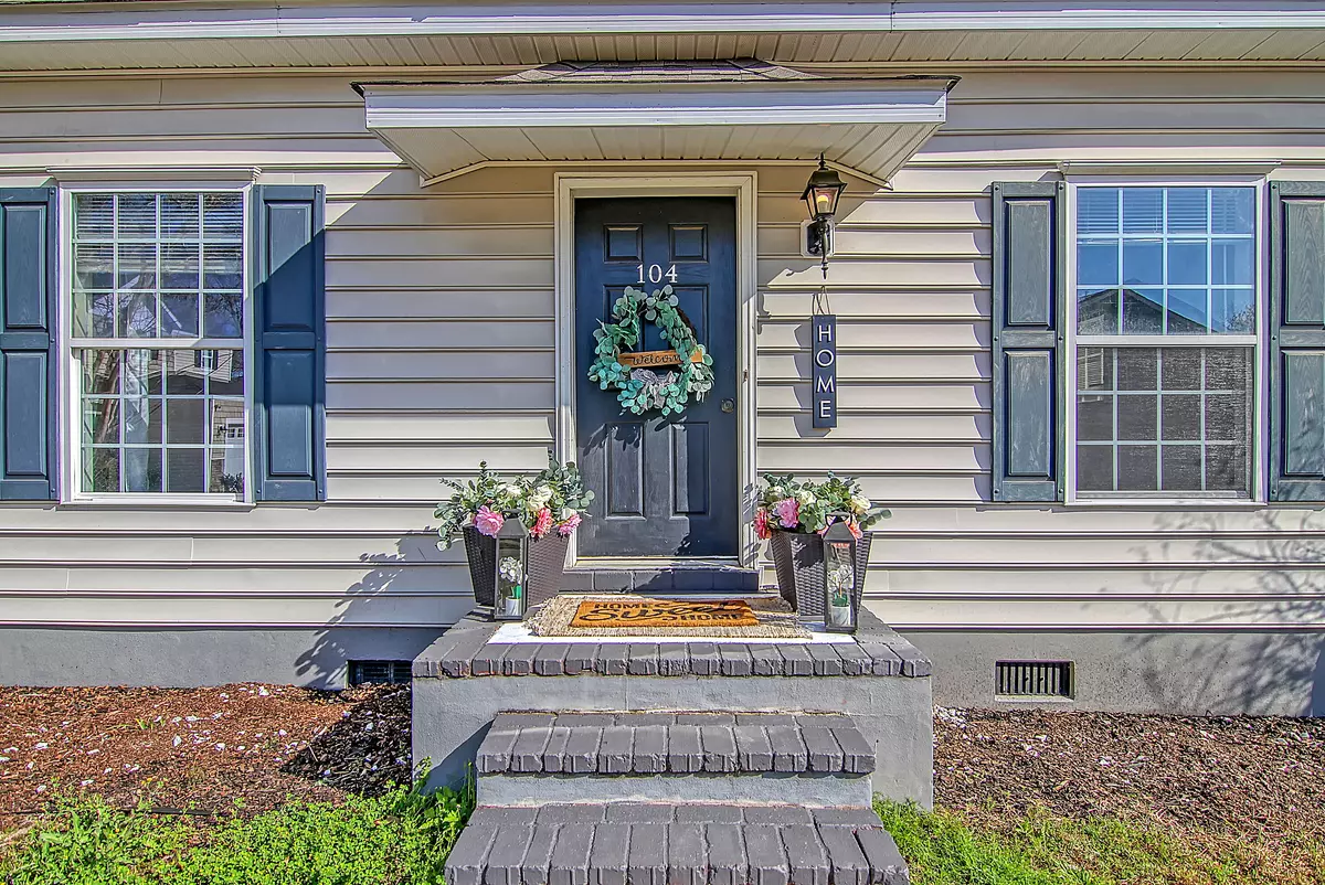 Summerville, SC 29483,104 Dream St