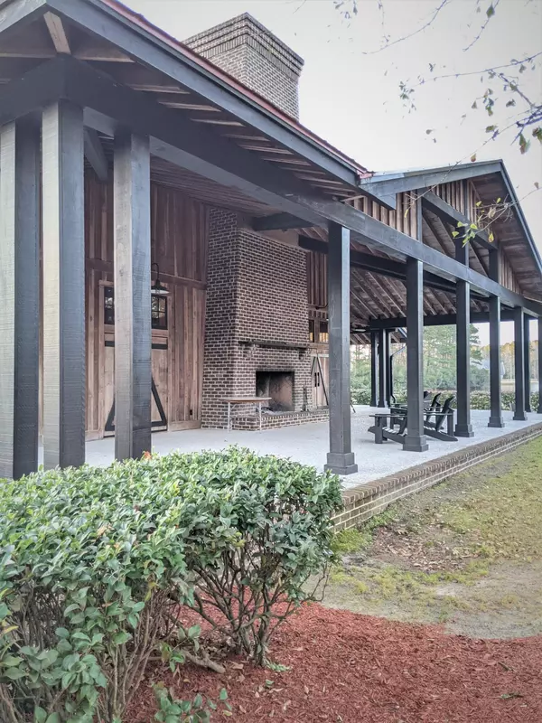 Mount Pleasant, SC 29429,1498 Old Rosebud Trl