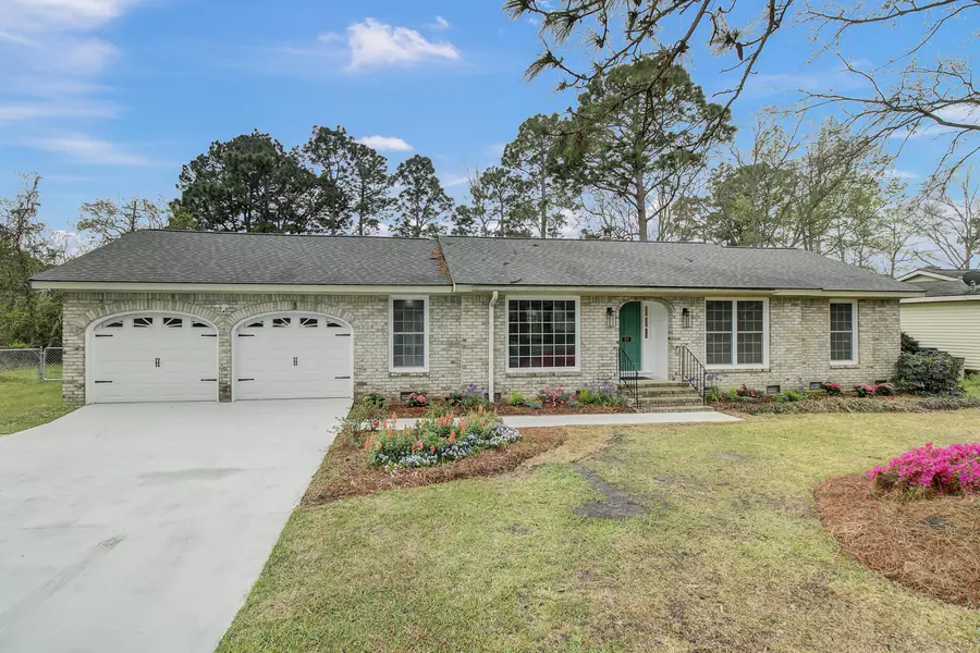 89 St. James Blvd, Goose Creek, SC 29445